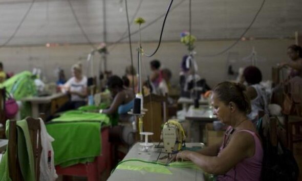 O Mito do Pleno Emprego" no Brasil - Uma Realidade de Precarização Laboral  "